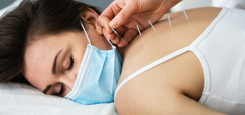 Acupuncture,Massage,Therapy,Treatment,In,Face,Mask